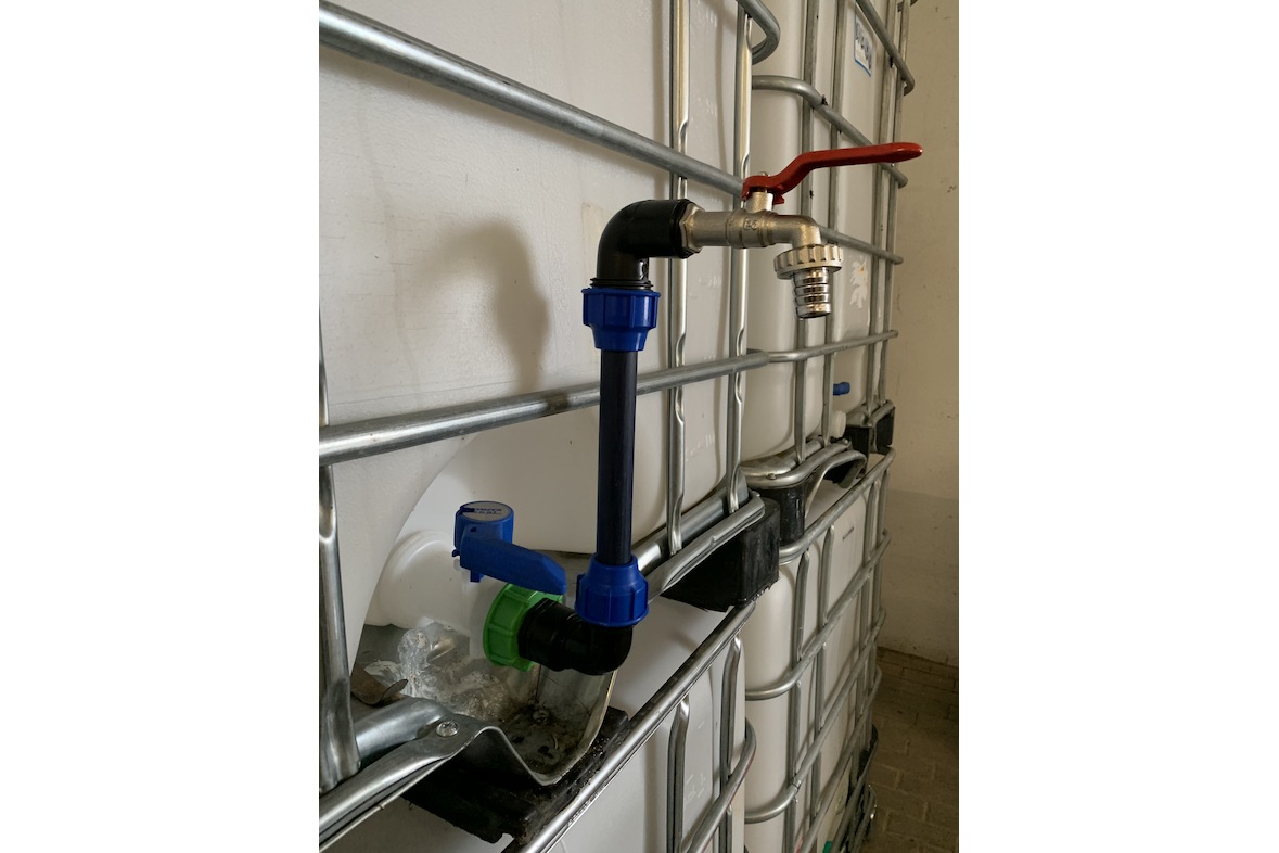 IBC Schwanenhals